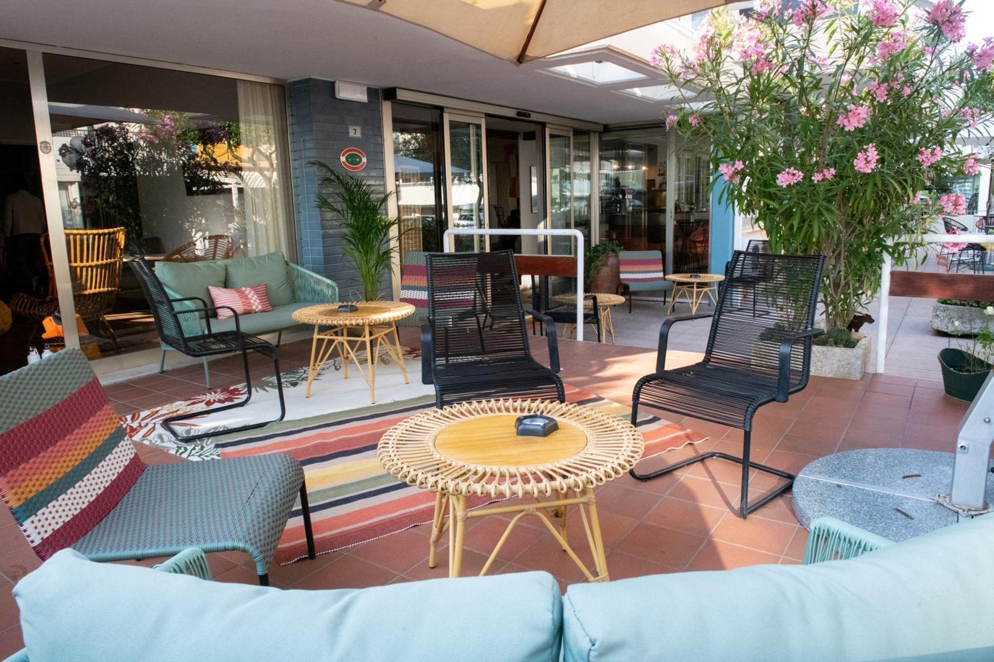 Hotel Mirabella Riccione Esterno foto