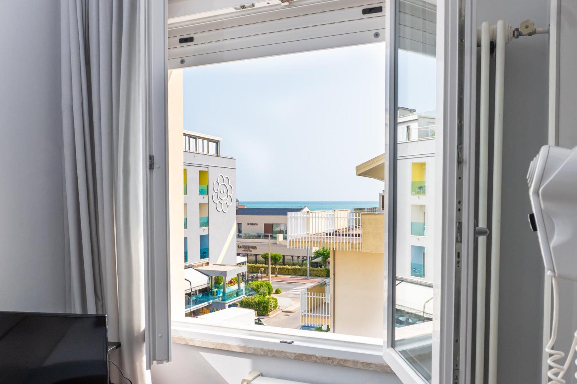 Hotel Mirabella Riccione Esterno foto